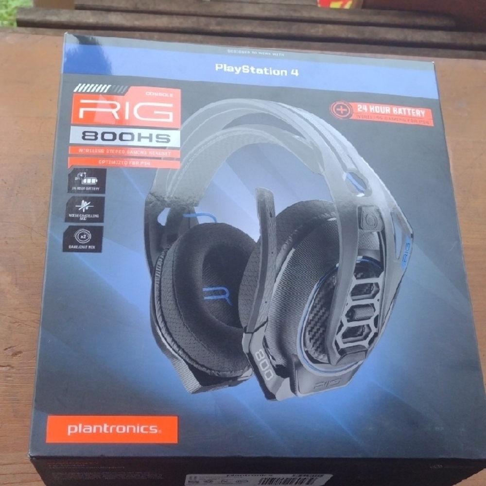 Plantronics RIG 800HS Wireless Gaming Headset NWT